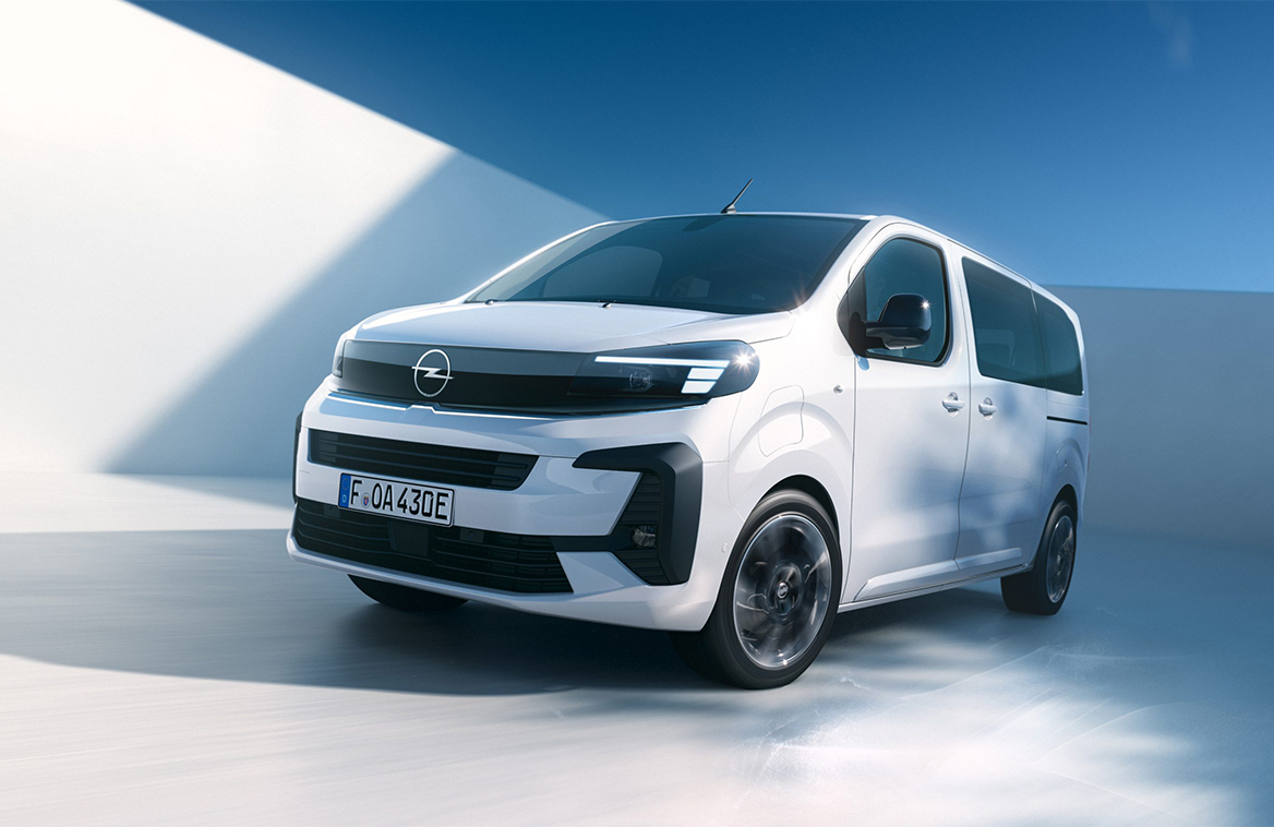 amplitude_auto_opel_zafira_1232802653.webp